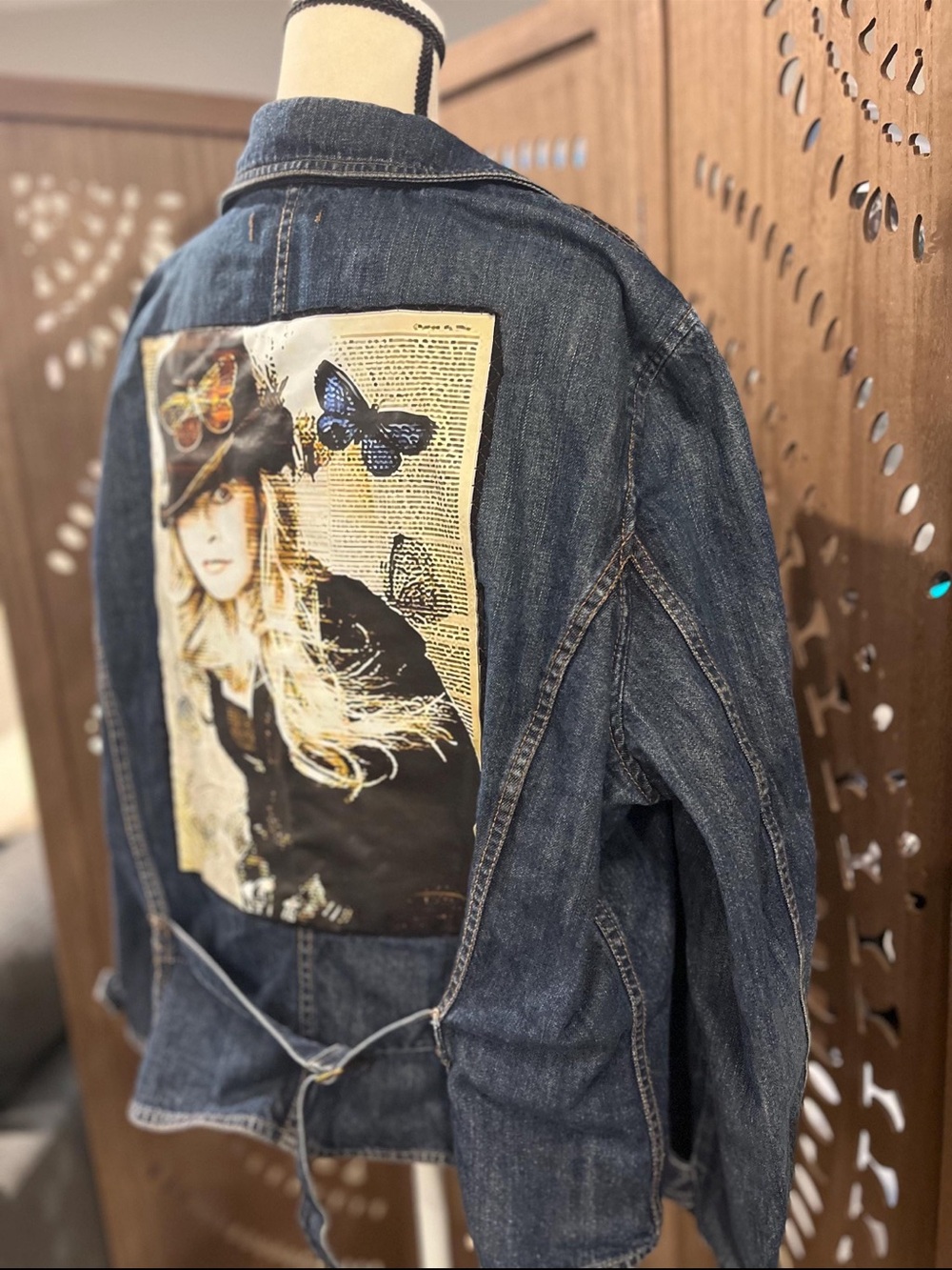Upcycled Stevie Nicks Butterfly 🦋 Denim Jacket - Picture 3 of 7